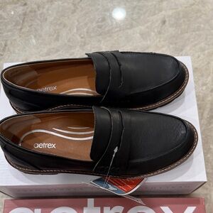 Aetrex womens Classic Black Slip-On Loafers